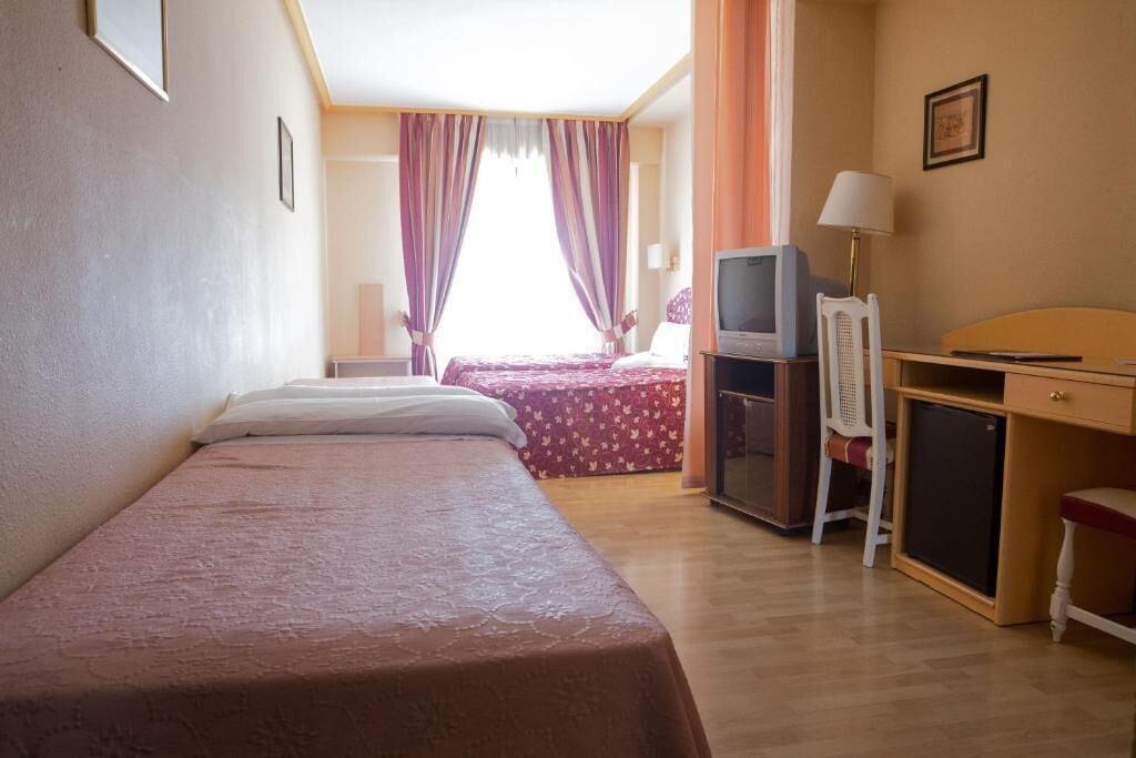 Hotel Tibur Saragossa Exterior foto