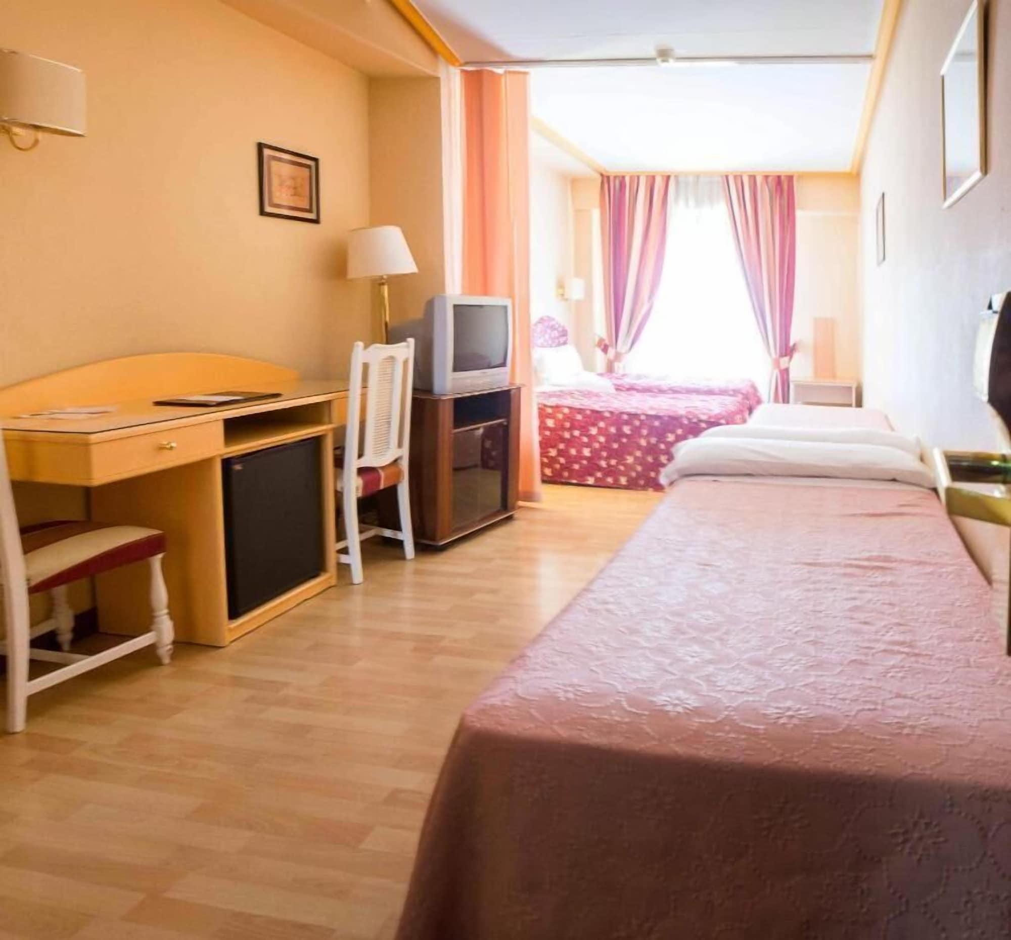 Hotel Tibur Saragossa Exterior foto